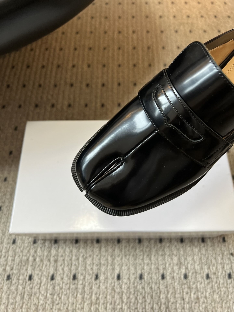 ma1s0n Marg*e1a loafers